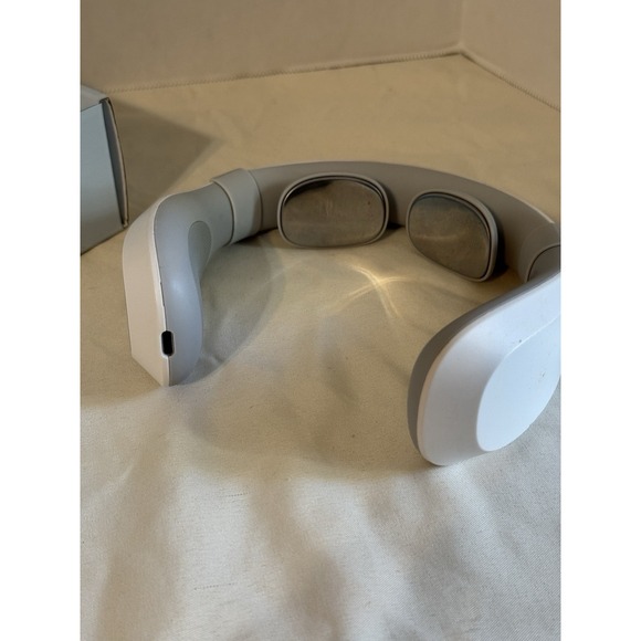 Alicorn Smart Pulse Neck Massager ST-304 Heated Wireless Rechargeable - Picture 9 of 13